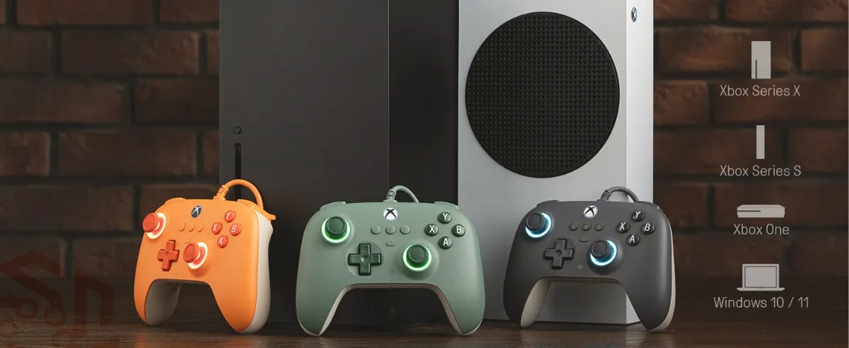 New controllers in front of Xbox One & Series X consoles