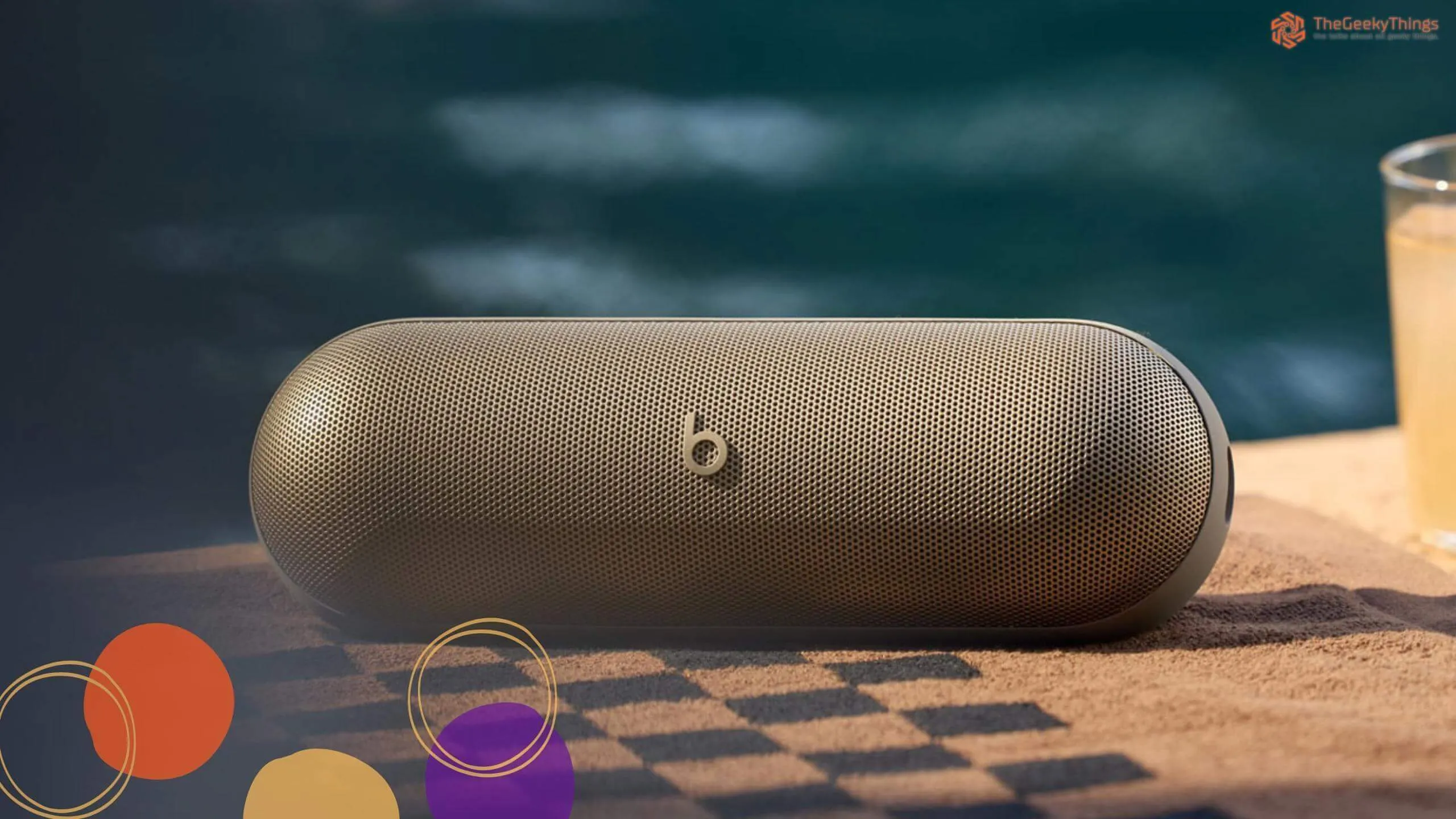 Beats Pill golden speaker