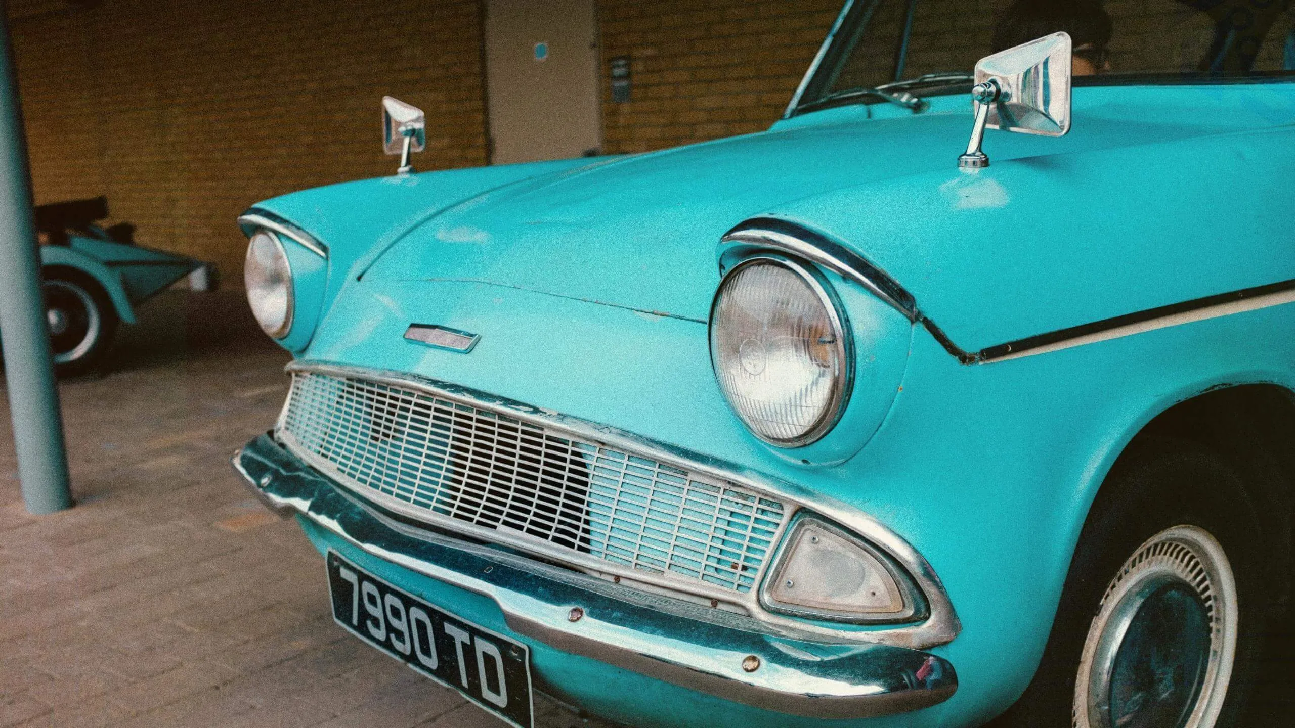 Ford Anglia from Harry Potter movie