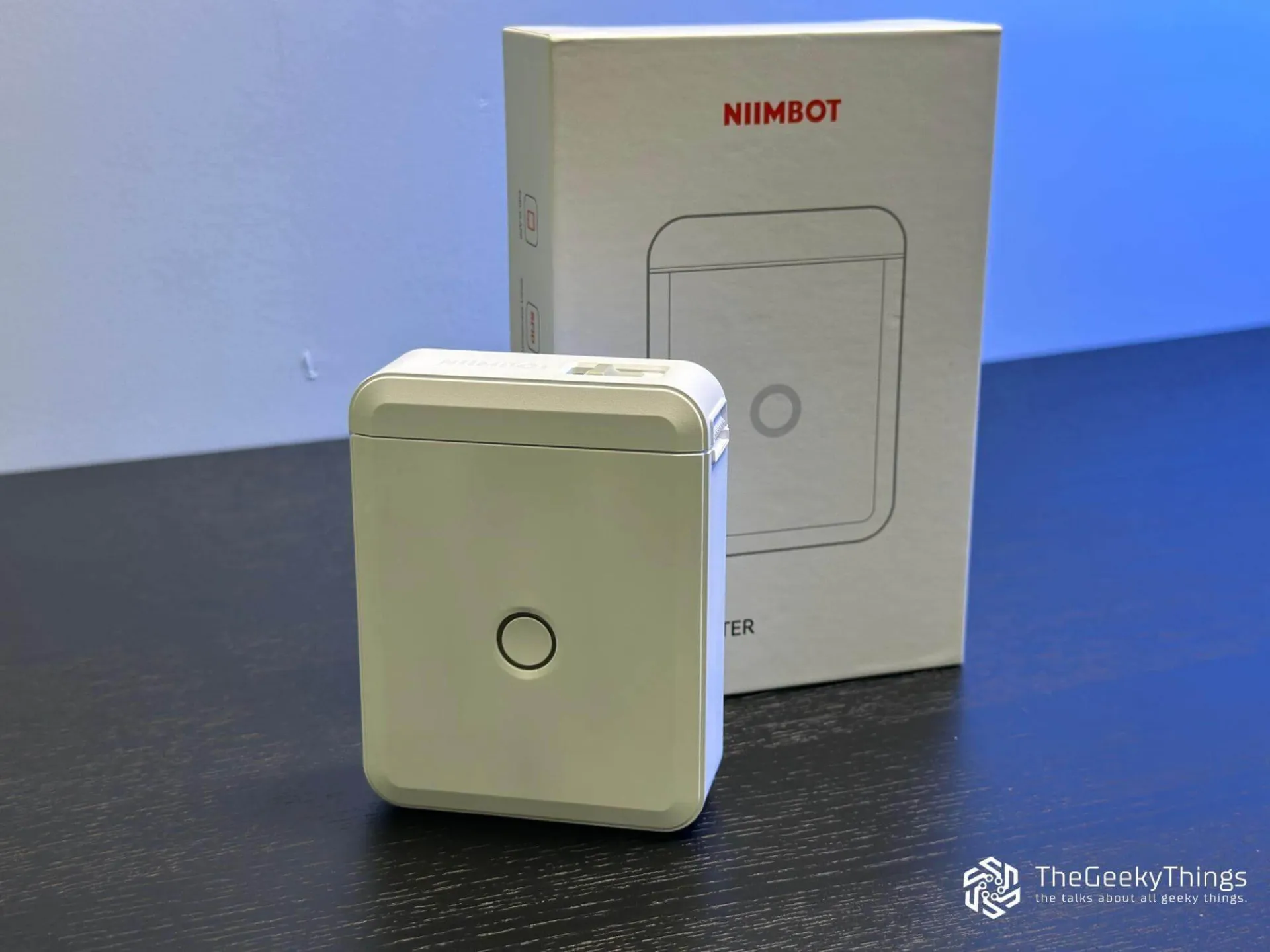 Niimbot portable label maker D110M